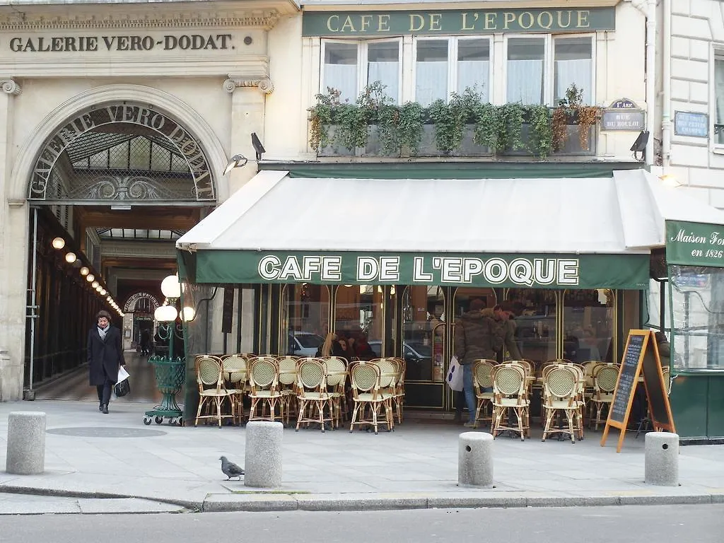 D : Louvre Elegant 3* Paris