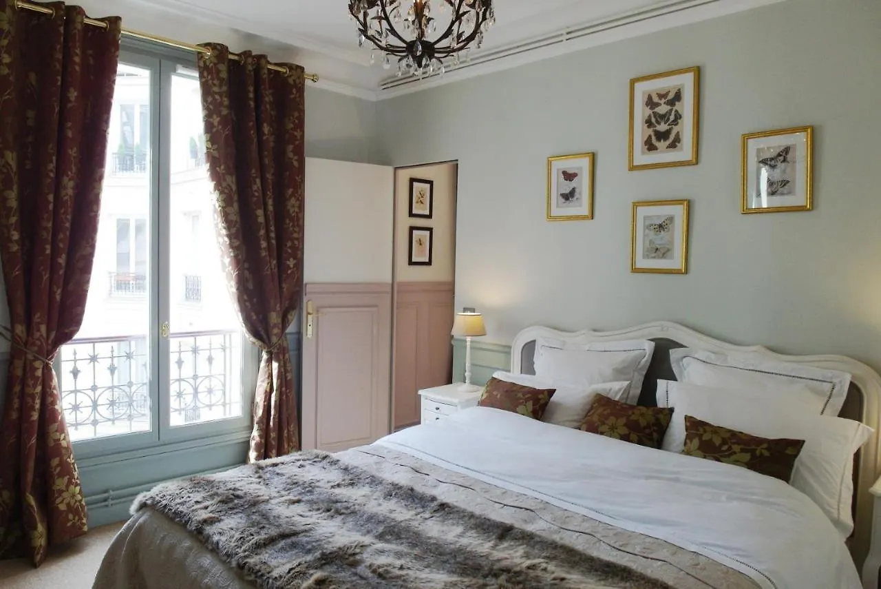 Bed & Breakfast D : Louvre Elegant Paris